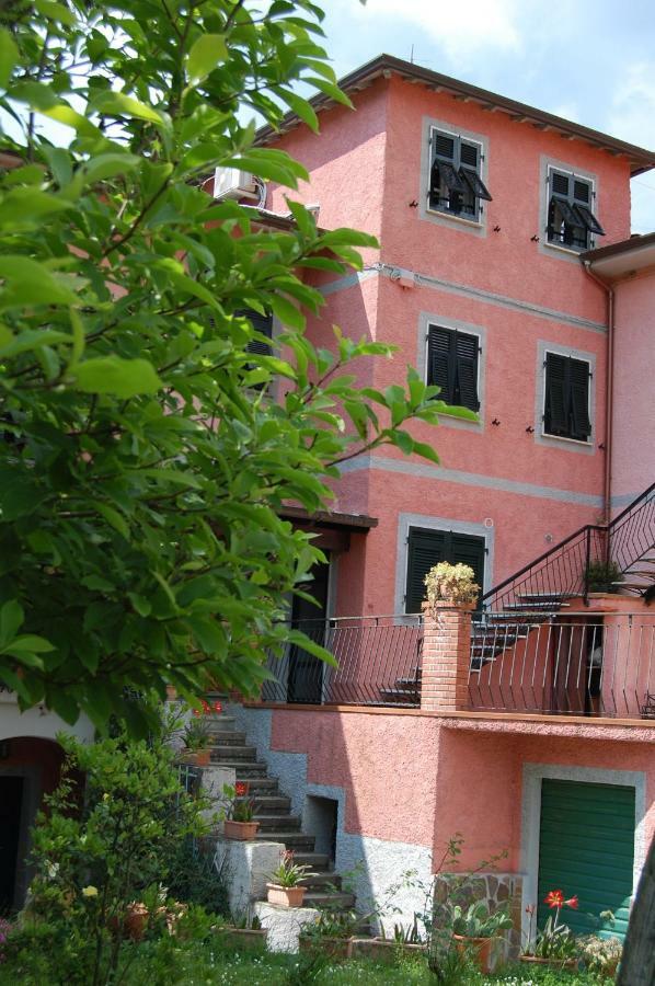 La Torretta Daire Beverino Dış mekan fotoğraf